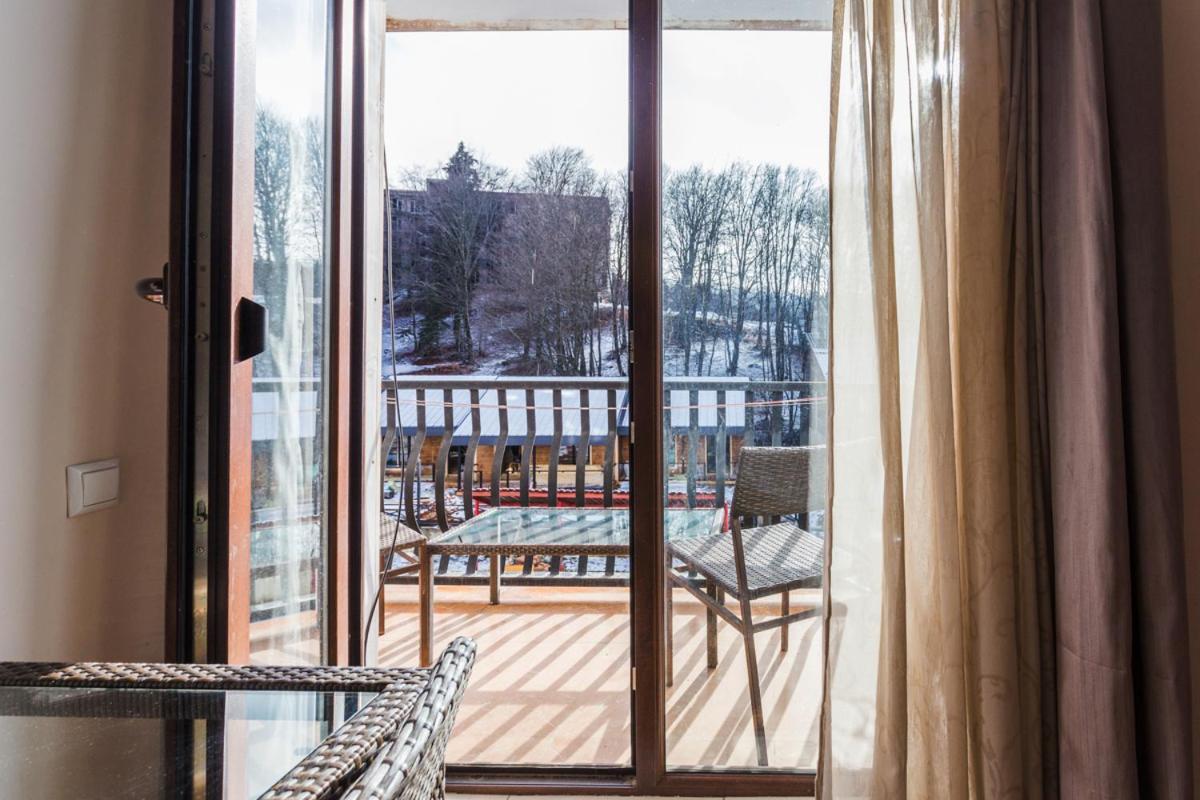 2 Room Cozy Apartment In Bakuriani Exterior foto